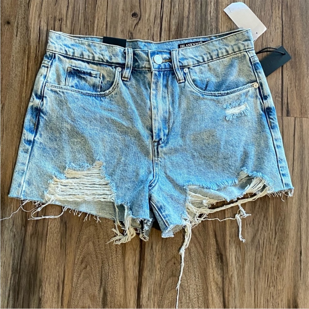 NEW Revolve Blank NYC The Barrow Shorts